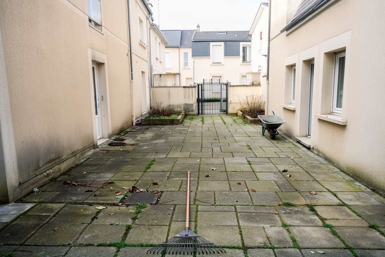 Accès de Jarville-la-Malgrange propre après enlèvement des branchages